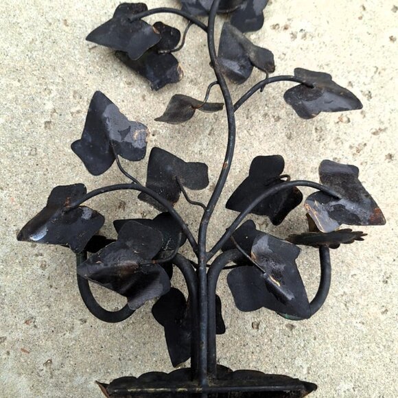 Beautiful Vintage Metal Ivy Leaf Candelabra Double Candle Holder - Picture 5 of 7